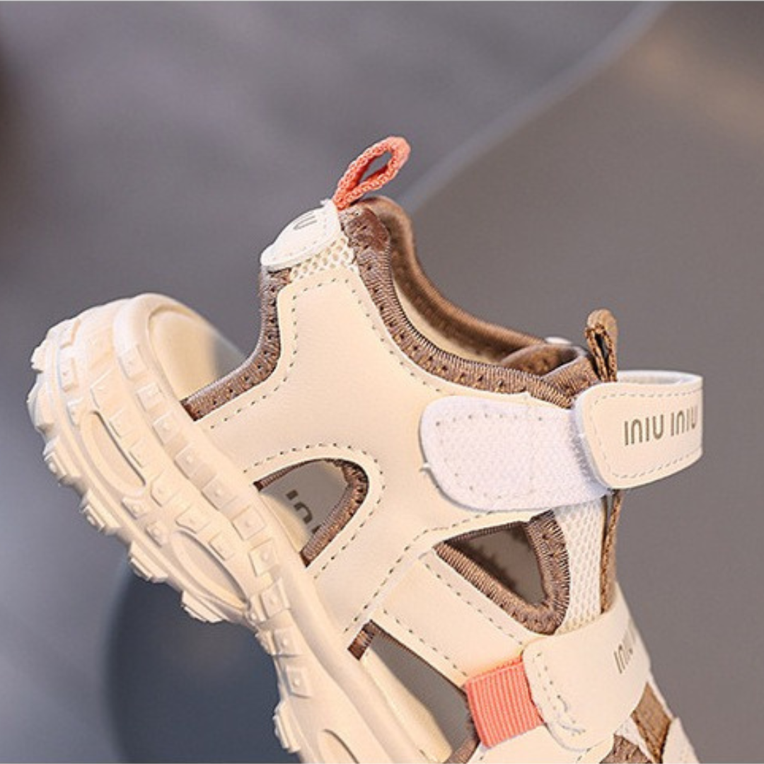 Pomi Sandal Tự Tin - Chi tiết 2
